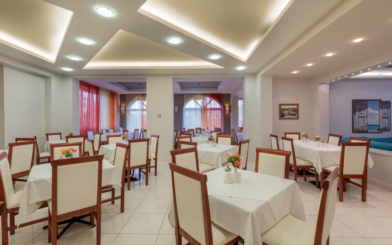 Denny'S Inn Каламакі Екстер'єр фото